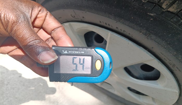 2010 Maruti Ritz VXI GENUS, Petrol, Manual, 49,538 km, tyre