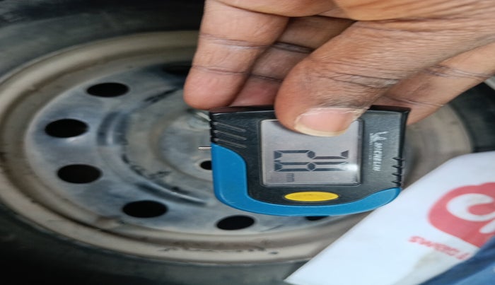 2010 Maruti Ritz VXI GENUS, Petrol, Manual, 49,538 km, tyre