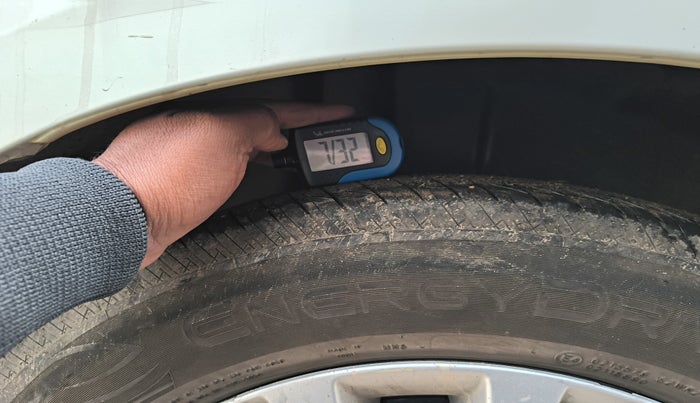 2016 Maruti Ciaz VXI, Petrol, Manual, 90,354 km, tyre