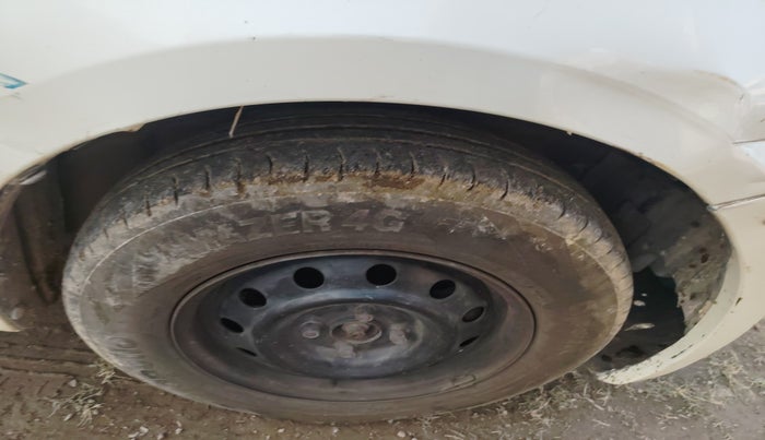 2011 Maruti Swift VDI, Diesel, Manual, 1,19,439 km, tyre