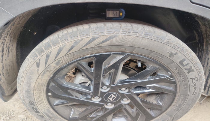 2024 Hyundai Creta S (O) 1.5 PETROL, Petrol, Manual, 22,575 km, tyre