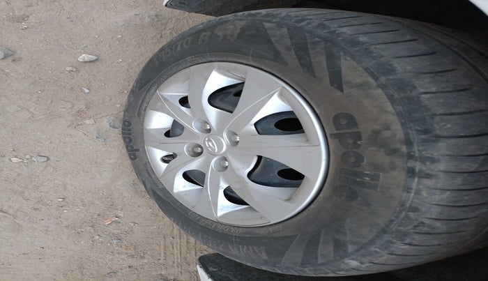 2015 Hyundai Elite i20 MAGNA 1.4 CRDI, Diesel, Manual, 94,358 km, tyre