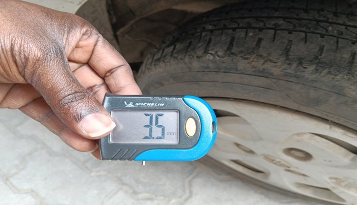 2015 Tata Nano TWIST XTA, Petrol, Automatic, 28,879 km, tyre