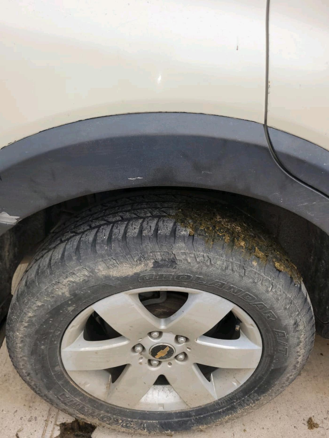 2011 Chevrolet Captiva LTZ AWD AT, Diesel, Automatic, 18,00,000 km, tyre