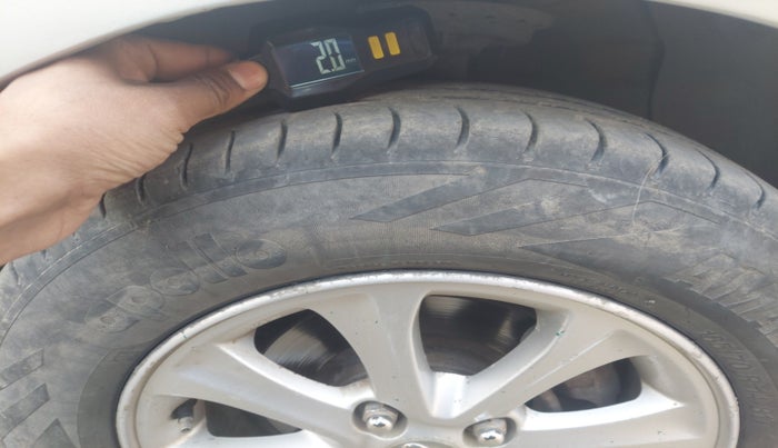 2016 Hyundai Grand i10 ASTA 1.2 KAPPA VTVT, Petrol, Manual, 1,00,281 km, tyre