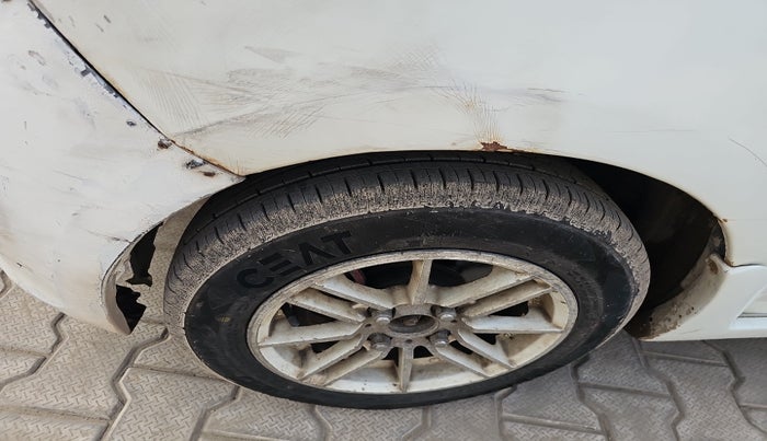 2011 Hyundai i10 MAGNA 1.2, Petrol, Manual, 1,46,874 km, tyre