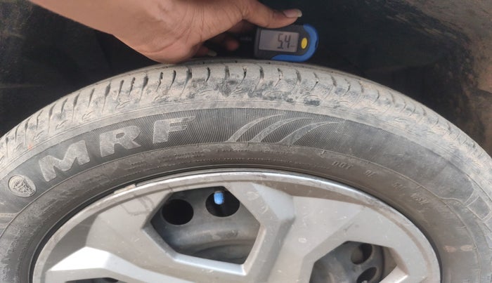 2023 Maruti BREZZA LXI S- CNG, Petrol, Manual, 38,859 km, tyre