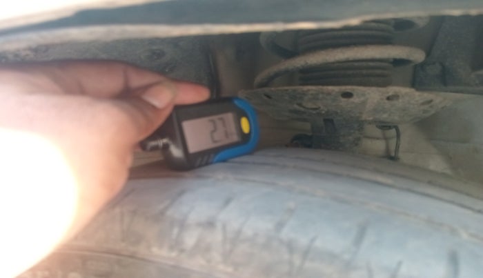 2013 Honda City 1.5L I-VTEC S MT, Petrol, Manual, 1,15,834 km, tyre