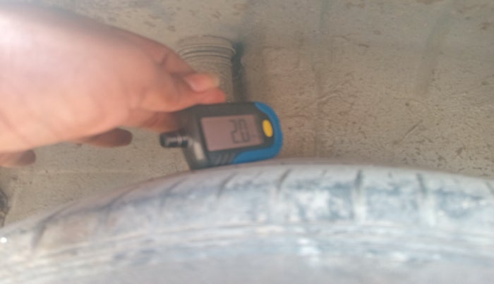 2013 Honda City 1.5L I-VTEC S MT, Petrol, Manual, 1,15,834 km, tyre