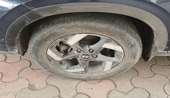 2019 Hyundai VENUE SX 1.4 CRDI, Diesel, Manual, 97,367 km, tyre