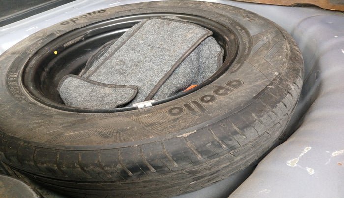 2019 Hyundai VENUE SX 1.4 CRDI, Diesel, Manual, 97,367 km, tyre