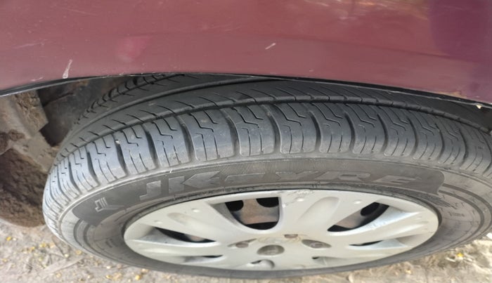 2015 Honda Amaze 1.2L I-VTEC S, Petrol, Manual, 86,722 km, tyre