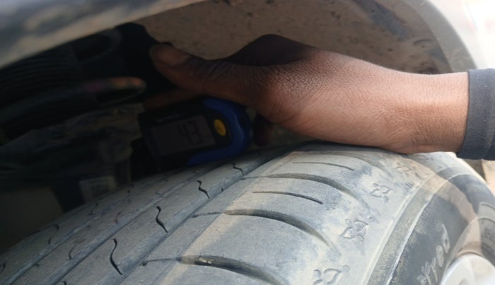 2024 Volkswagen TAIGUN HIGHLINE 1.0 TSI MT, Petrol, Manual, 19,976 km, tyre