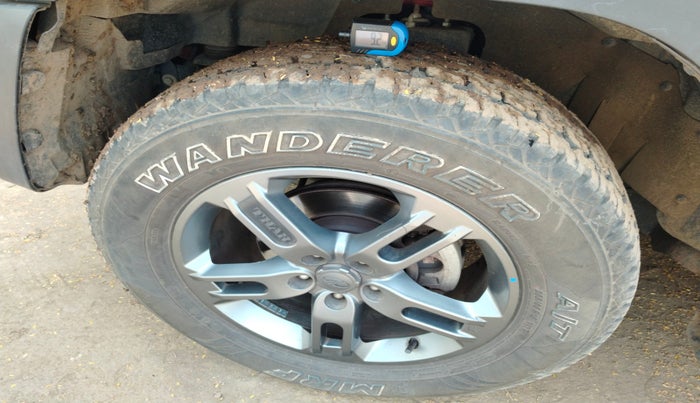 2022 Mahindra Thar LX PETROL HT 4WD AT, Petrol, Automatic, 9,852 km, tyre