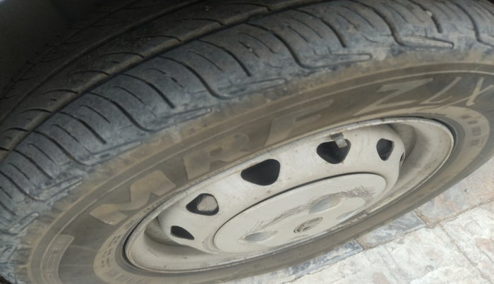 2013 Tata Indica Vista LS TDI, Diesel, Manual, 1,61,953 km, tyre