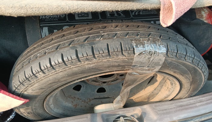 2010 Maruti Zen Estilo LXI, Petrol, Manual, 57,034 km, tyre