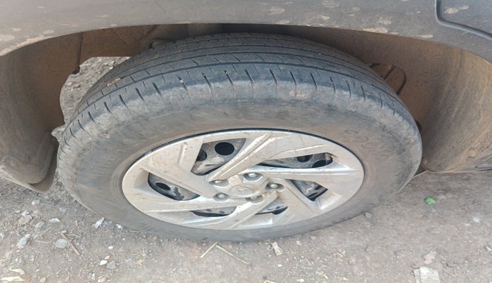 2023 Hyundai Creta EX 1.5 PETROL, Petrol, Manual, 26,311 km, tyre