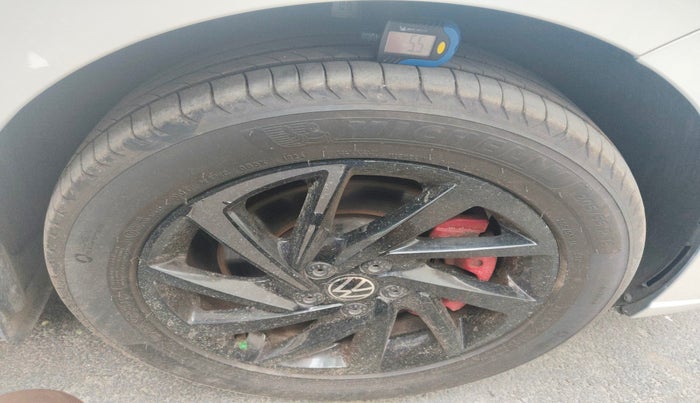 2022 Volkswagen VIRTUS GT PLUS TSI 1.5 EVO DSG, Petrol, Automatic, 23,504 km, tyre