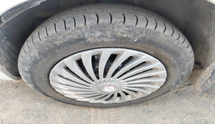 2012 Tata Indica Vista LS TDI, Diesel, Manual, 1,14,822 km, tyre