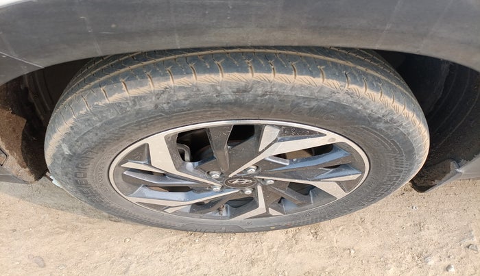 2022 Hyundai Creta EX 1.5 DIESEL, Diesel, Manual, 86,870 km, tyre