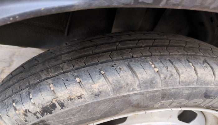 2022 Nissan MAGNITE XE, Petrol, Manual, 21,918 km, tyre