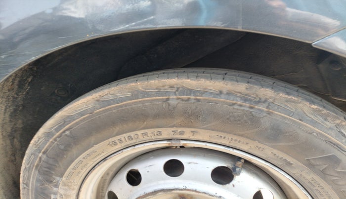 2010 Hyundai i10 ERA 1.1, Petrol, Manual, 83,302 km, tyre