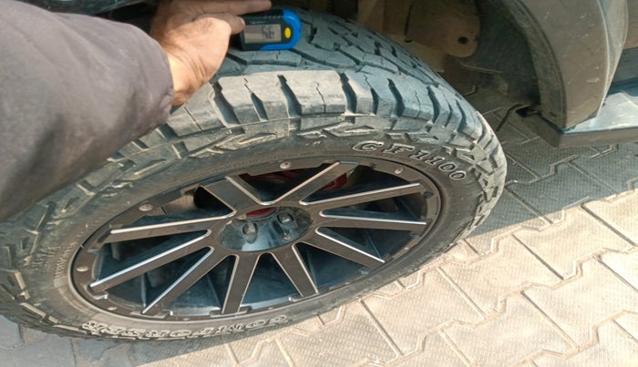 2022 Mahindra Thar LX D 4WD AT CONVERTIBLE, Diesel, Automatic, 41,561 km, tyre