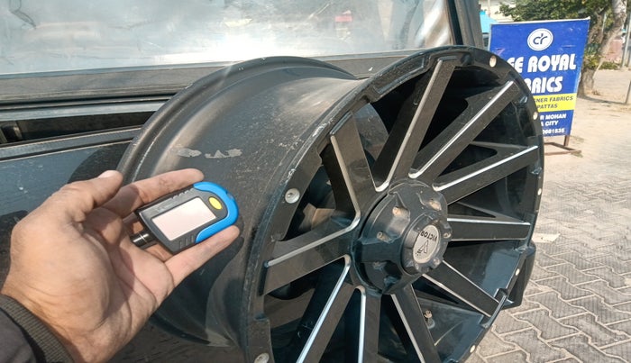 2022 Mahindra Thar LX D 4WD AT CONVERTIBLE, Diesel, Automatic, 41,561 km, tyre