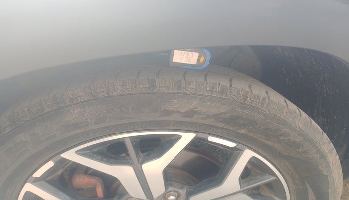 2019 KIA SELTOS GTX AT 1.4 PETROL, Petrol, Automatic, 1,08,578 km, tyre