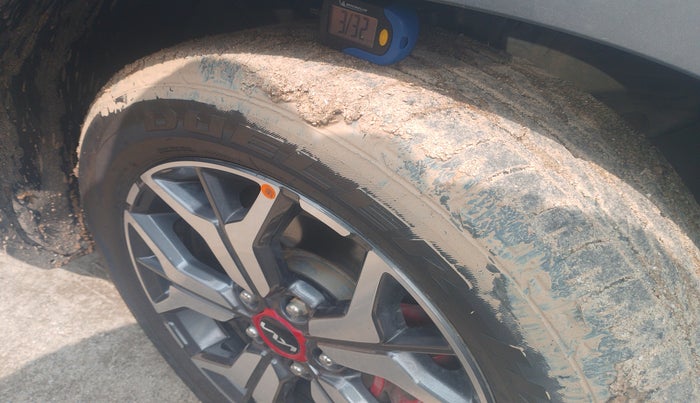 2019 KIA SELTOS GTX AT 1.4 PETROL, Petrol, Automatic, 1,08,578 km, tyre