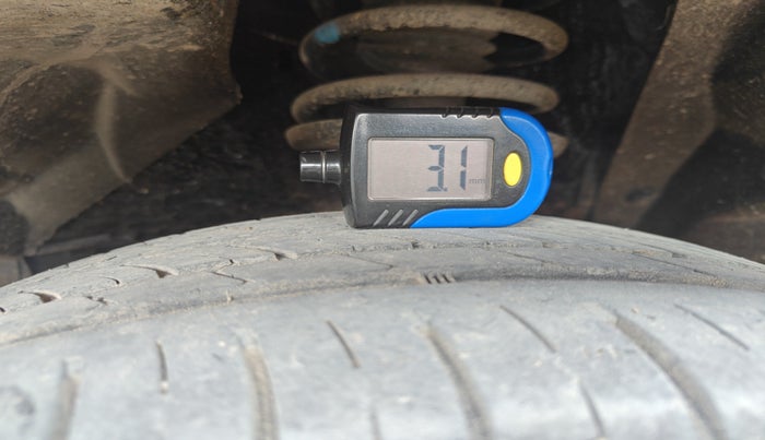 2018 Maruti S Cross ALPHA 1.3, Diesel, Manual, 1,35,714 km, tyre