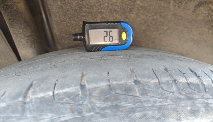 2018 Maruti S Cross ALPHA 1.3, Diesel, Manual, 1,35,714 km, tyre