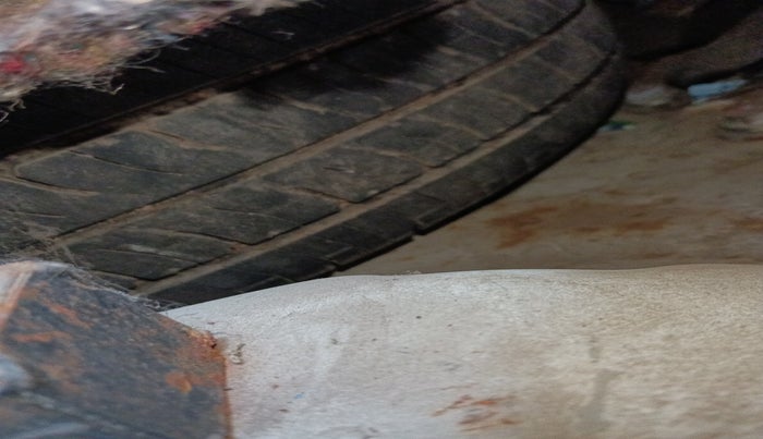 2013 Maruti Wagon R 1.0 VXI, Petrol, Manual, 1,16,500 km, tyre