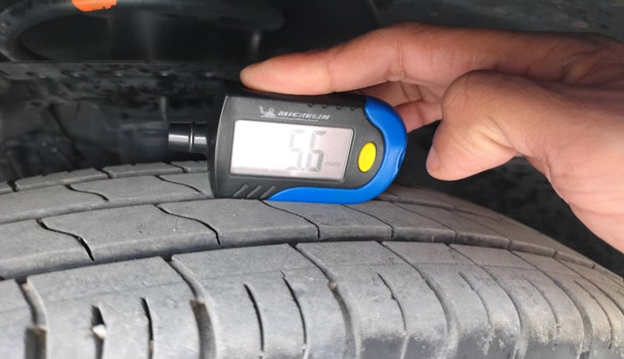 2018 Hyundai Elite i20 ASTA 1.2, Petrol, Manual, 74,193 km, tyre