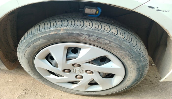 2015 Honda Amaze 1.5L I-DTEC S, Diesel, Manual, 1,35,368 km, tyre