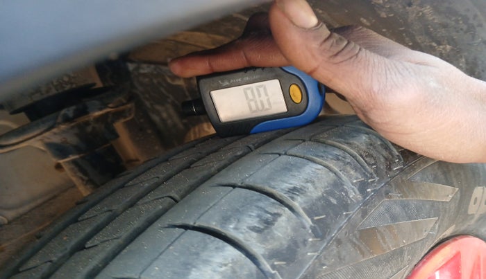 2017 Renault Kwid RXL 1.0, Petrol, Manual, 63,956 km, tyre