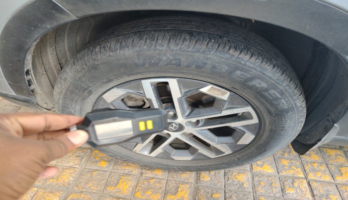 2022 Hyundai VENUE SX (O) 1.5 CRDI, Diesel, Manual, 39,757 km, tyre