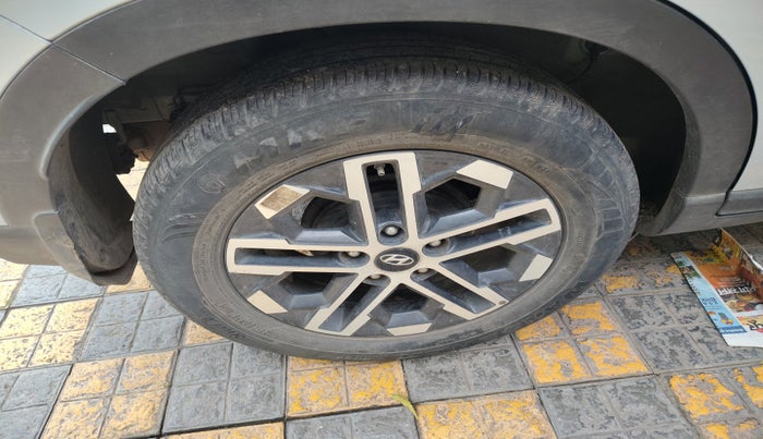 2022 Hyundai VENUE SX (O) 1.5 CRDI, Diesel, Manual, 39,757 km, tyre