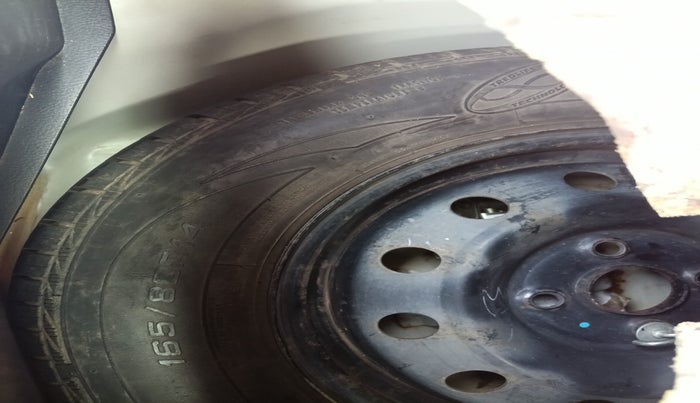 2017 Maruti Swift VXI O, Petrol, Manual, 44,312 km, tyre