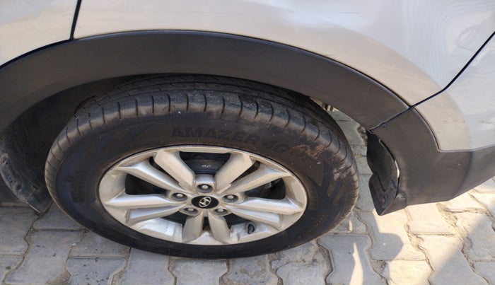 2016 Hyundai Creta SX 1.6 DIESEL, Diesel, Manual, 1,93,305 km, tyre