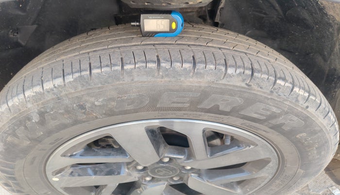 2024 Tata Harrier PURE PLUS S DARK EDITION AT, Diesel, Automatic, 17,715 km, tyre