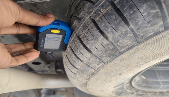 2024 Tata Harrier PURE PLUS S DARK EDITION AT, Diesel, Automatic, 17,715 km, tyre