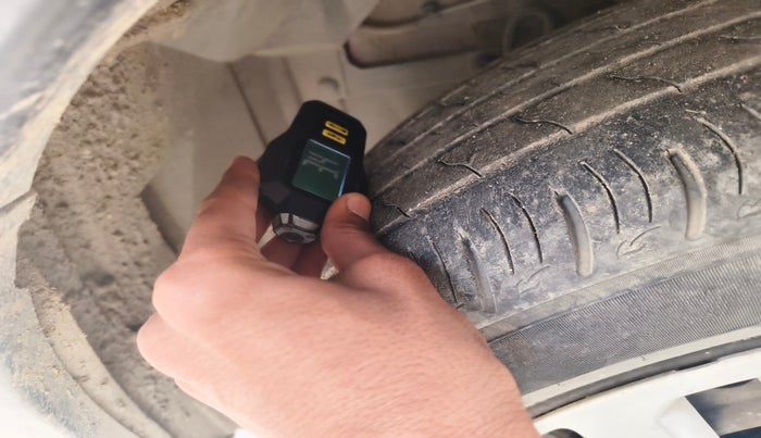 2019 Maruti Vitara Brezza VDI, Diesel, Manual, 1,15,067 km, tyre