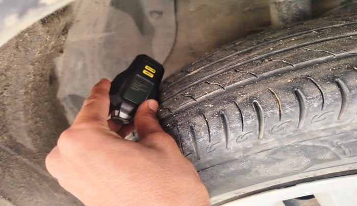 2019 Maruti Vitara Brezza VDI, Diesel, Manual, 1,15,067 km, tyre