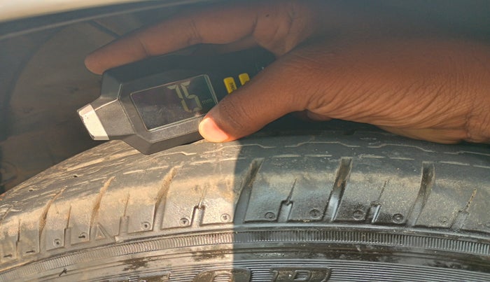 2012 Toyota Corolla Altis G DIESEL, Diesel, Manual, 1,32,571 km, tyre