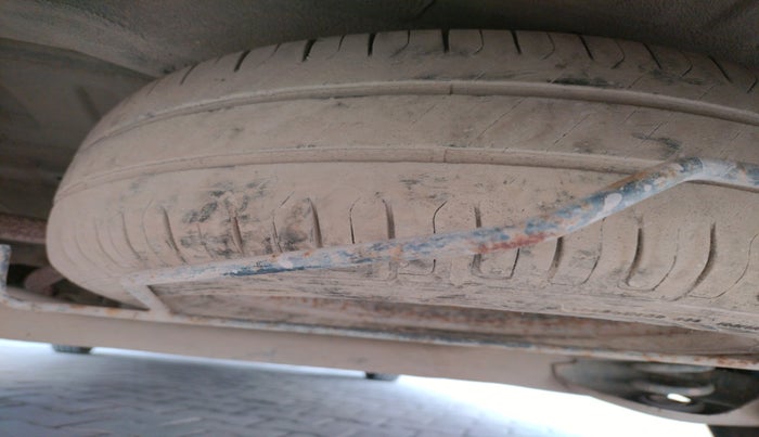 2021 Renault TRIBER RXL MT, Petrol, Manual, 38,087 km, tyre