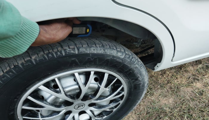 2014 Maruti Alto 800 STD, Petrol, Manual, 38,162 km, tyre