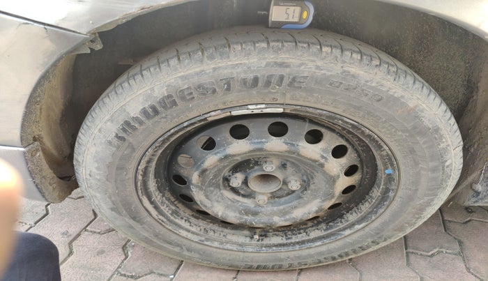 2014 Maruti Ciaz VDI +, Diesel, Manual, 98,333 km, tyre