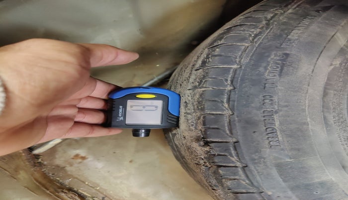 2014 Maruti Ciaz VDI +, Diesel, Manual, 98,333 km, tyre