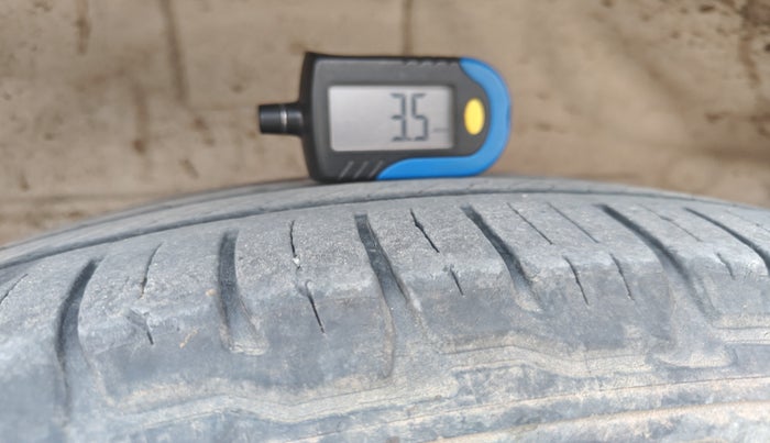 2016 Mahindra Scorpio S10, Diesel, Manual, 60,985 km, tyre